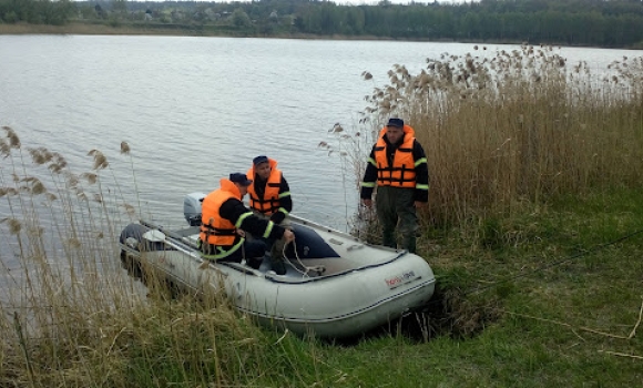 В Шаргородському районі з річки дістали тіло потопельника