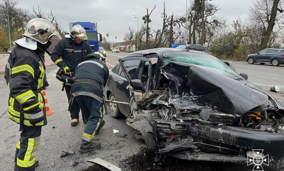 В аварії у Вінниці одна людина загинула, ще п'ятеро - постраждали