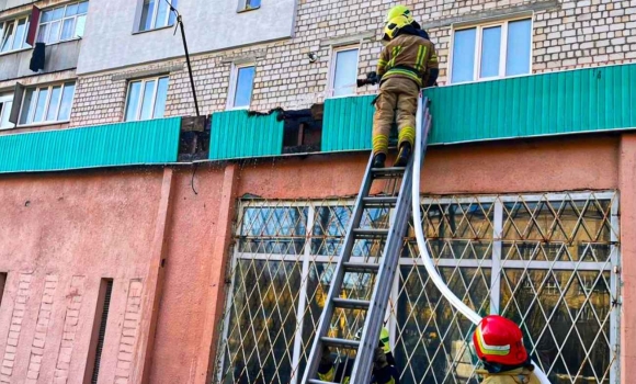 В квартирі у Вінниці загорівся матрац, а у Козятині горіло оздоблення будинку В квартирі у Вінниці загорівся матрац, а у Козятині горіло оздоблення будинку