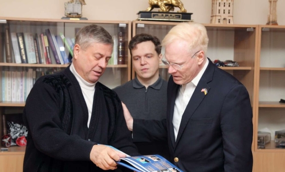 В межах співпраці американського Боулдера та Вінниці до міста завітав відомий бізнес-лідер