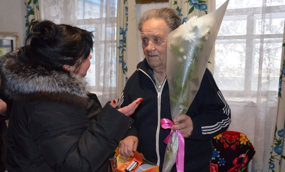 В Ольгопільській громаді привітали довгожителя