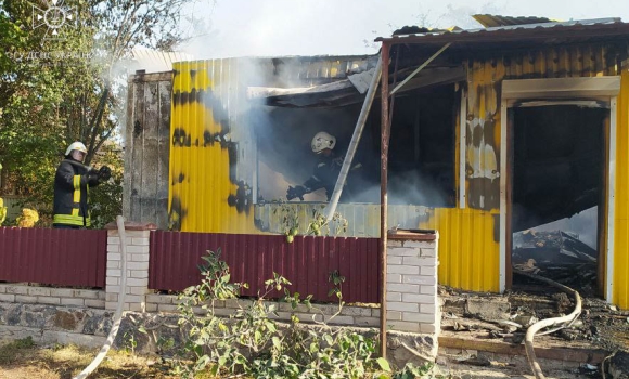 В Оратівській громаді вщент згорів продуктовий магазин