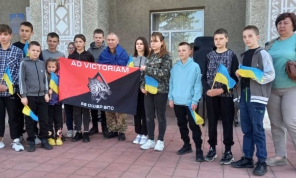 В Піщанській громаді зустріли захисника, який два роки пробув у ворожому полоні