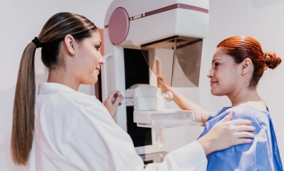 В яких громадах Вінниччини у березні працюватиме пересувний мамограф «Квітка»