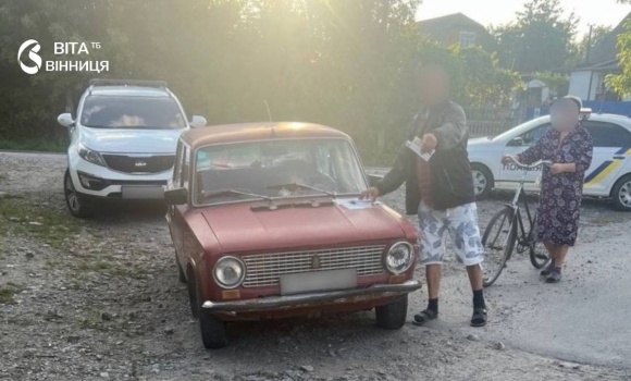 Вечірня аварія на Вінниччині 22-річний мотоцикліст в лікарні після зіткнення з легковиком