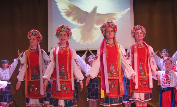 Ансамбль пісні і танцю “Поділля” презентує у Вінниці нову програму