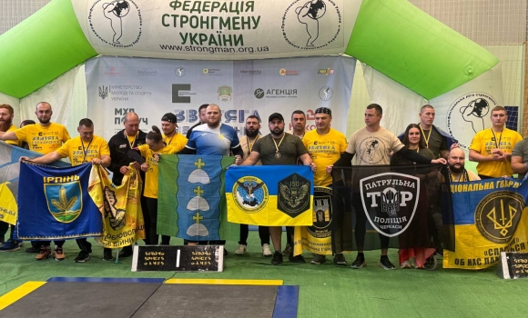 Ветеран з Вінниці долучився до встановлення рекорду України з інвастронгу