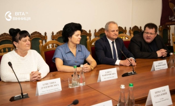 Від гуманітарної допомоги до спільних інвестицій польський досвід змінює Вінниччину Від гуманітарної допомоги до спільних інвестицій польський досвід змінює Вінниччину