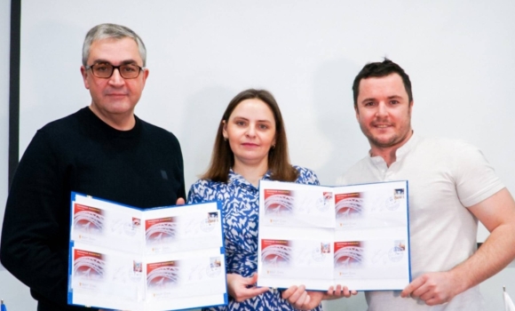 Відбулося урочисте спецпогашення марки «Вінниця наДихає. Пори року» Відбулося урочисте спецпогашення марки «Вінниця наДихає. Пори року»