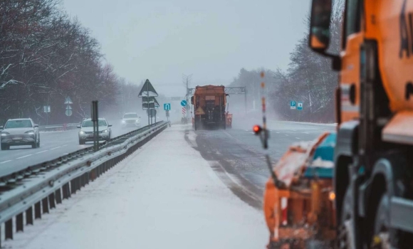 Відновили рух вантажівок дорогами державного значення Вінниччини