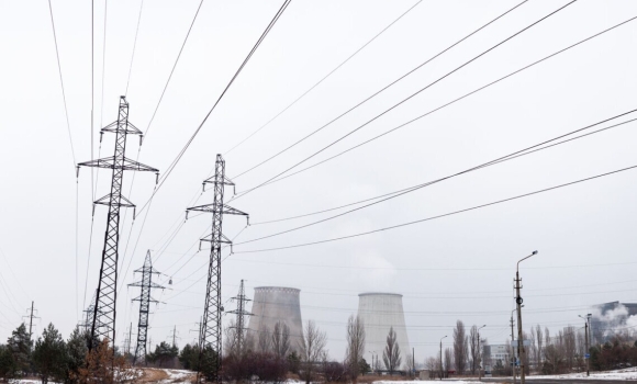 Вінничан знову закликають економно споживати електроенергію