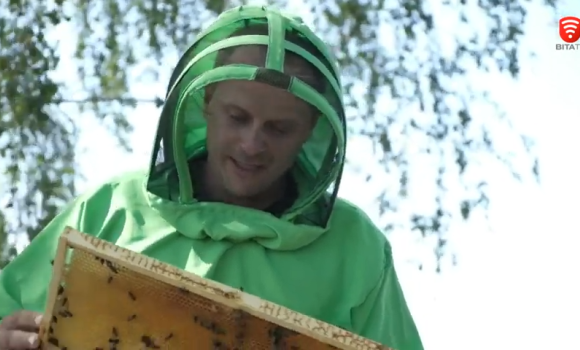 Вінничанин передав 100 літрів меду для воїнів ЗСУ