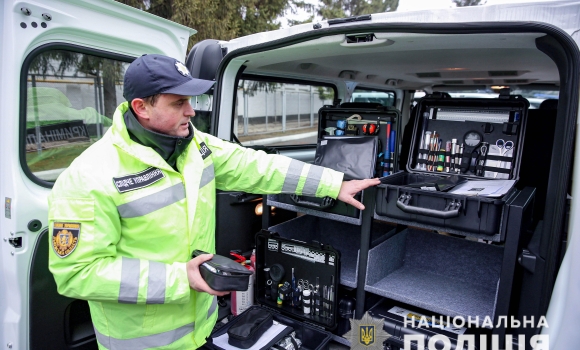 Вінниччина отримала пересувні криміналістичні лабораторії від міжнародних партнерів