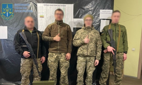 Вінницька прокуратура передала захисникам на Донеччину два дрони