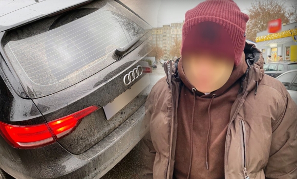 Вінницькі патрульні знайшли пакетик з наркотиками у водія Audi
