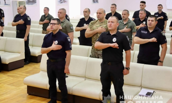 Вінницьких поліцейських відзначили відомчими нагородами та грамотами