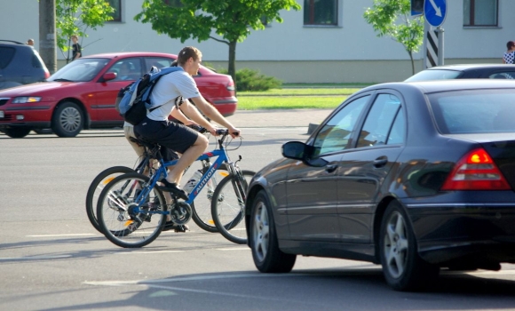 Вінницьким велосипедистам нагадують про основні правила безпеки