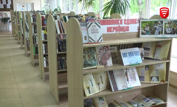 Вінницький HUB Місто Змістів збирає книги для українських підлітків у Польщі