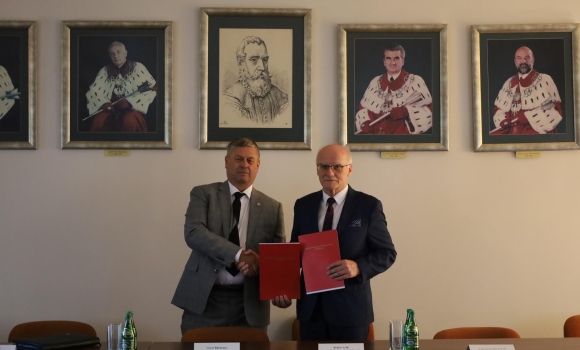 Вінницький виш підписав угоду про партнерство з польським університетом