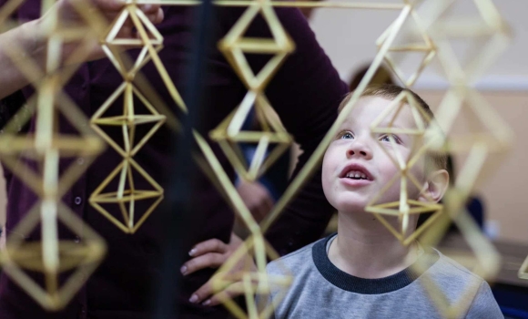 Вінничан запрошують на майстер-клас з виготовлення різдвяних «павуків»