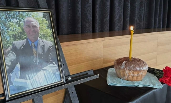 Вінничани прощались з легендою сцени — заслуженим артистом України Анатолієм Кондюком