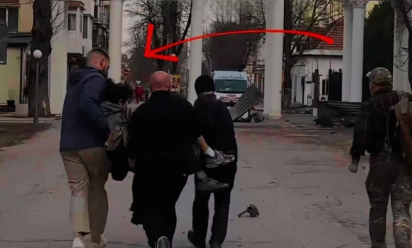 Вінничани збирають кошти на лікування 18-річного хлопця, який постраждав від вибуху ворожого “шахеда” Вінничани збирають кошти на лікування 18-річного хлопця, який постраждав від вибуху ворожого “шахеда”