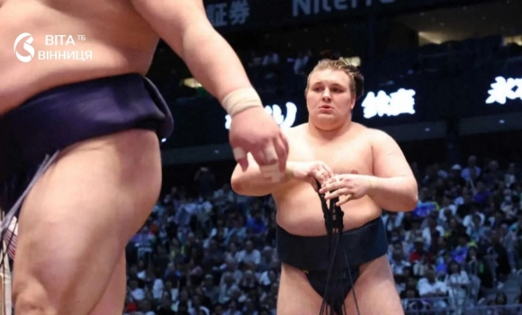 Вінничанин Аонішікі переміг на другому дні Nagoya Basho Вінничанин Аонішікі переміг на другому дні Nagoya Basho