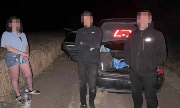Вінничанин підбурив товариша незаконно потрапити до Молдови, перепливши Дністер