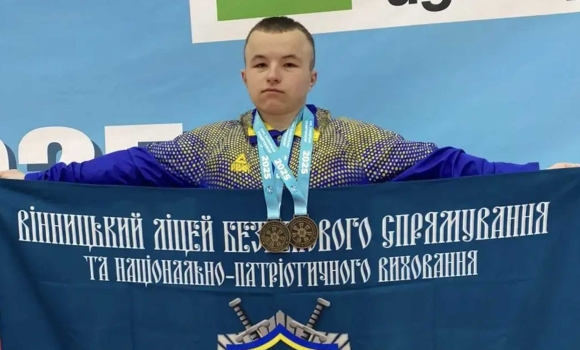 Вінничанин здобув дві золоті медалі на чемпіонаті світу з гирьового спорту