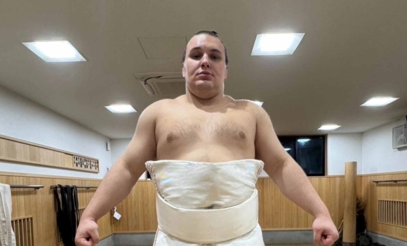 Вінничанин здобув третій найвищий ранг в японському сумо Вінничанин здобув третій найвищий ранг в японському сумо