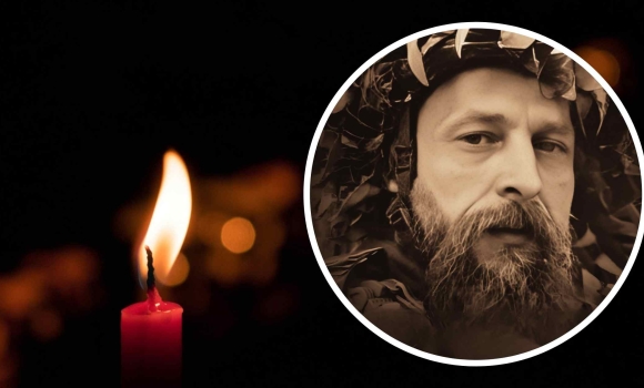 Вінницька громада проводжає останньою земною дорогою 43-річного оборонця Вінницька громада проводжає останньою земною дорогою 43-річного оборонця