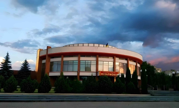 Вінницька обласна філармонія потребує художнього керівника Вінницька обласна філармонія потребує художнього керівника