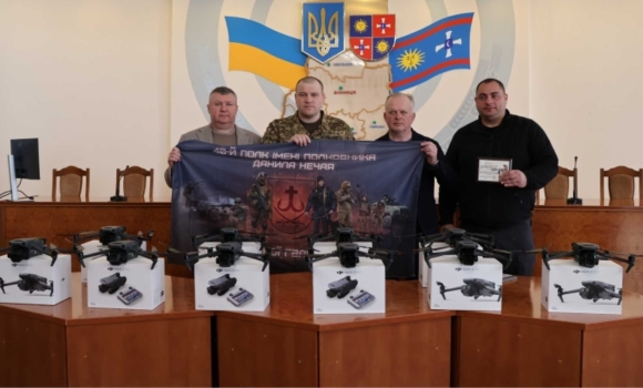 Вінницька облрада передала квадрокоптери бійцям Національної гвардії України