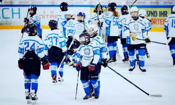 Вінницькі хокеїсти показали кращий результат серед українців на престижному турнірі в Альпах