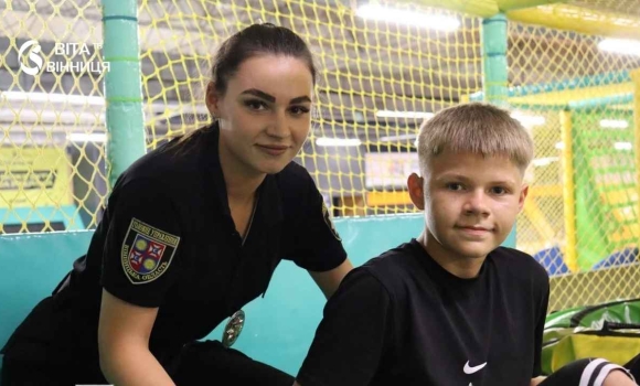 Вінницькі поліцейські подбали про літній відпочинок дітей захисників з Харківщини