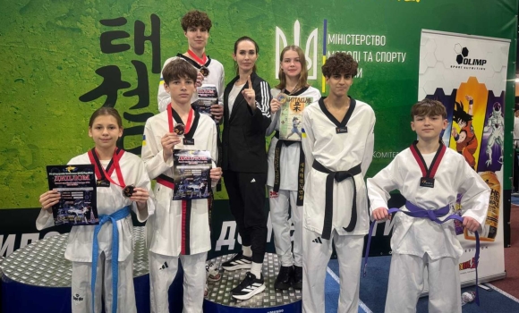 Вінницькі тхеквондисти здобули перемоги на чемпіонаті України та турнірі «Діти України»