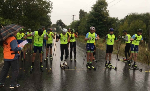 Вінницькі ветерани спорту здобули шість нагород на чемпіонаті міста з лижних гонок