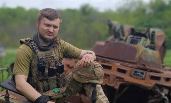Вінницького бійця відзначили почесним нагрудним знаком Головнокомандувача ЗСУ – «Срібний хрест»