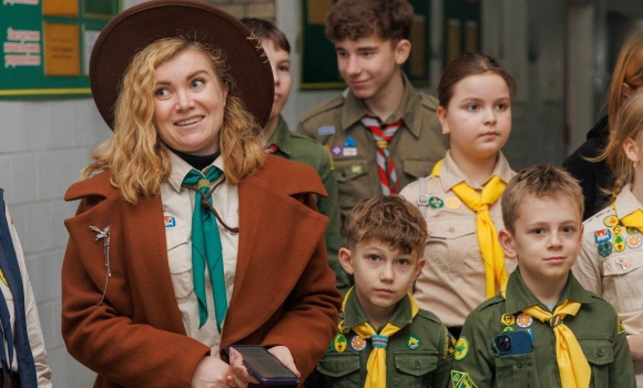 Вінницьким рятувальникам привезли Вифлеємський Вогонь Миру Вінницьким рятувальникам привезли Вифлеємський Вогонь Миру