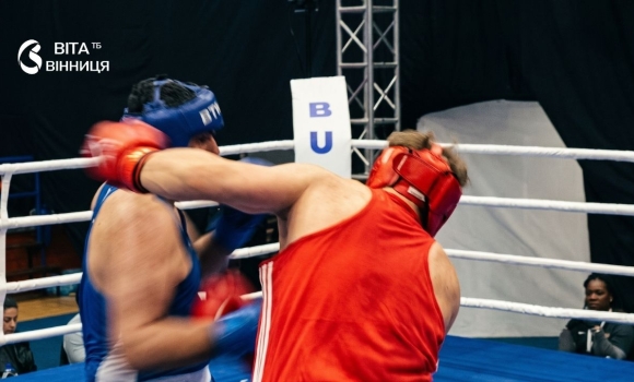 Боксер Володимир Деркач виграв бронзову медаль чемпіонату світу серед спортсменів до 19 років у Будві