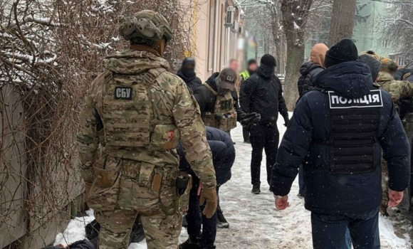 Вінницький суд підозрювані в перешкоджанні діяльності ЗСУ будуть під вартою