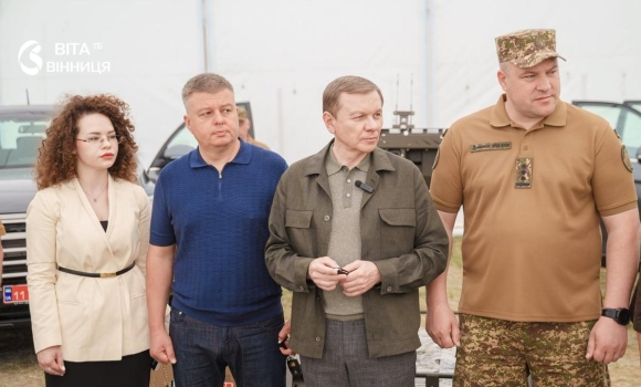 Вінниця передала нацгвардійцям наземні роботизовані комплекси для евакуації поранених