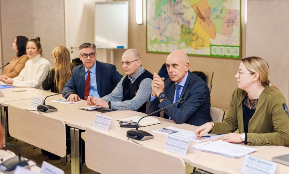 Вінниця стала учасницею проєкту «Фіскальне врядування для місцевого відновлення та відбудови (FG4R)» Вінниця стала учасницею проєкту «Фіскальне врядування для місцевого відновлення та відбудови (FG4R)»