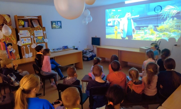 VinSmart Центр у Вінниці організував кіновечір для дітей-переселенців
