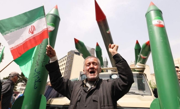 Війна на Близькому Сході чим загрожує конфлікт США та Ірану для України Війна на Близькому Сході чим загрожує конфлікт США та Ірану для України