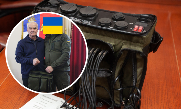 Військовим в Калинівській громаді передали блок зарядки "Bandera Power"