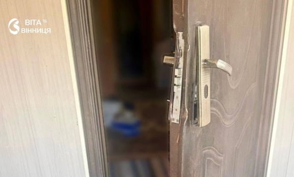 Вкрав золото та медалі на 122 тисячі 43-річному жителю Ямполя загрожує до восьми років ув'язнення Вкрав золото та медалі на 122 тисячі 43-річному жителю Ямполя загрожує до восьми років ув'язнення