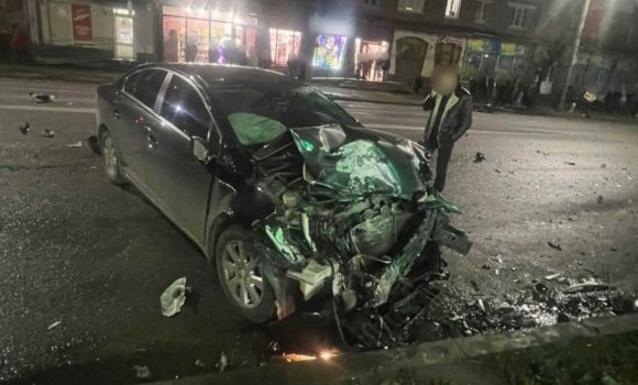 Водій мотоцикла потрапив до лікарні внаслідок аварії на Вінниччині Водій мотоцикла потрапив до лікарні внаслідок аварії на Вінниччині