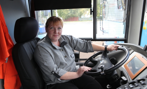 Водійка-наставниця розповіла про роботу транспорту у Вінницькій громаді