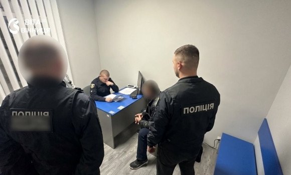 Воду з артезіанської свердловини подавали людям без дозволу у Вінницькому районі викрили посадовця